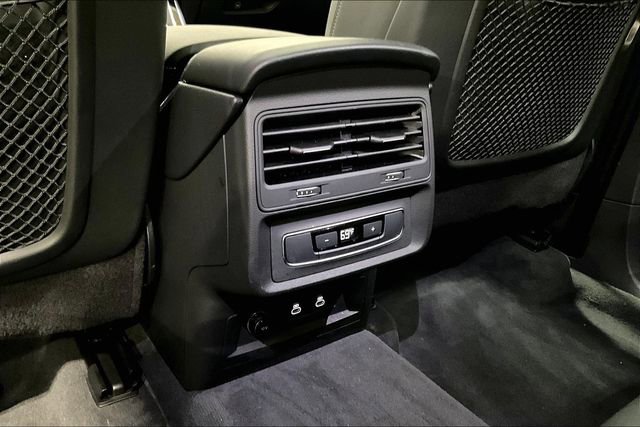 Certified 2025 Audi Q7 2.0T Premium w/ Convenience Plus Package image 24