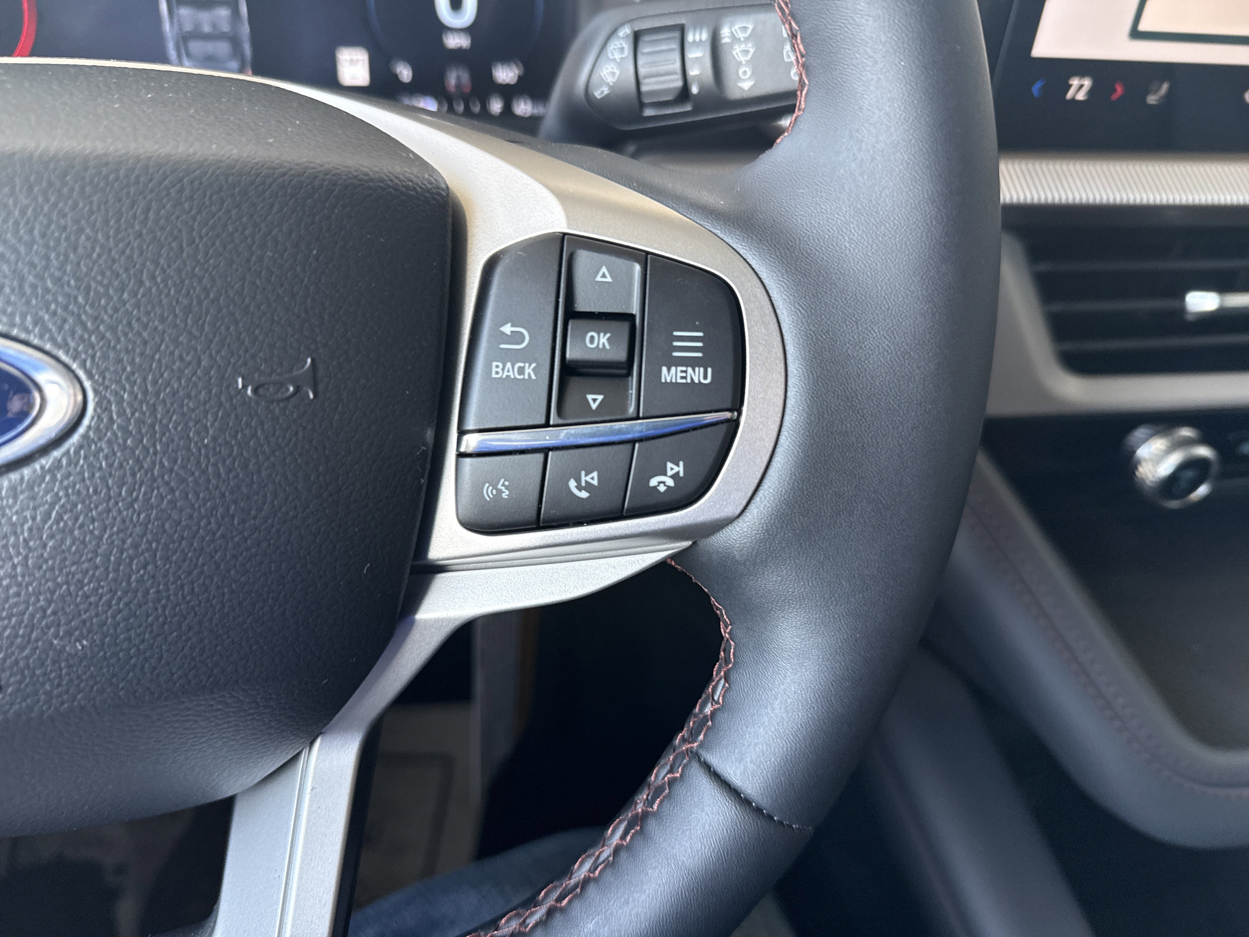 New 2026 Ford Explorer Active w/ Active Comfort Package image 29