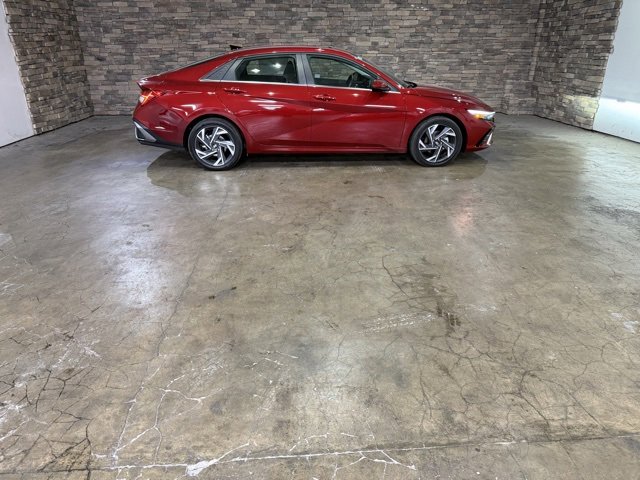 New 2025 Hyundai Elantra SEL image 4