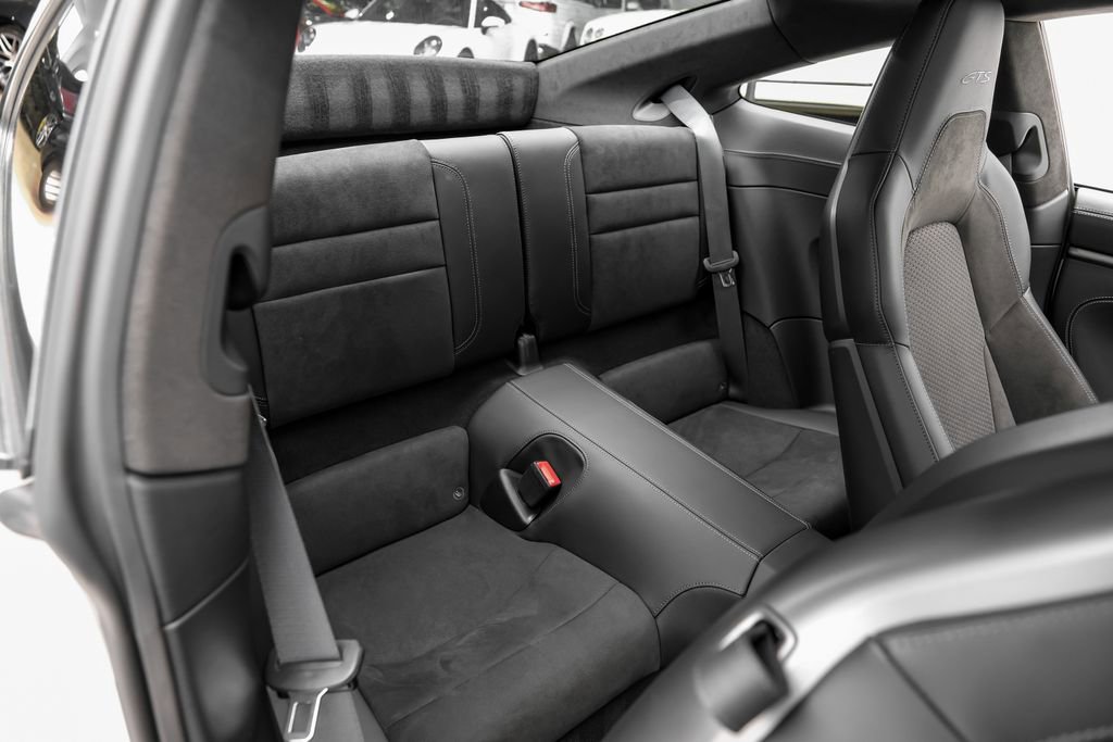 Used 2025 Porsche 911 Carrera 4 GTS image 34