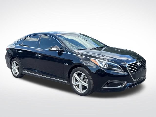 Used 2017 Hyundai Sonata Limited w/ Ultimate Package 02 FWD image 9