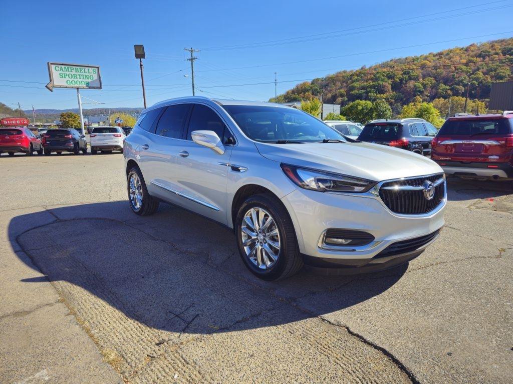 Used 2021 Buick Enclave Essence w/ Sound and Sites Package AWD/4WD image 5