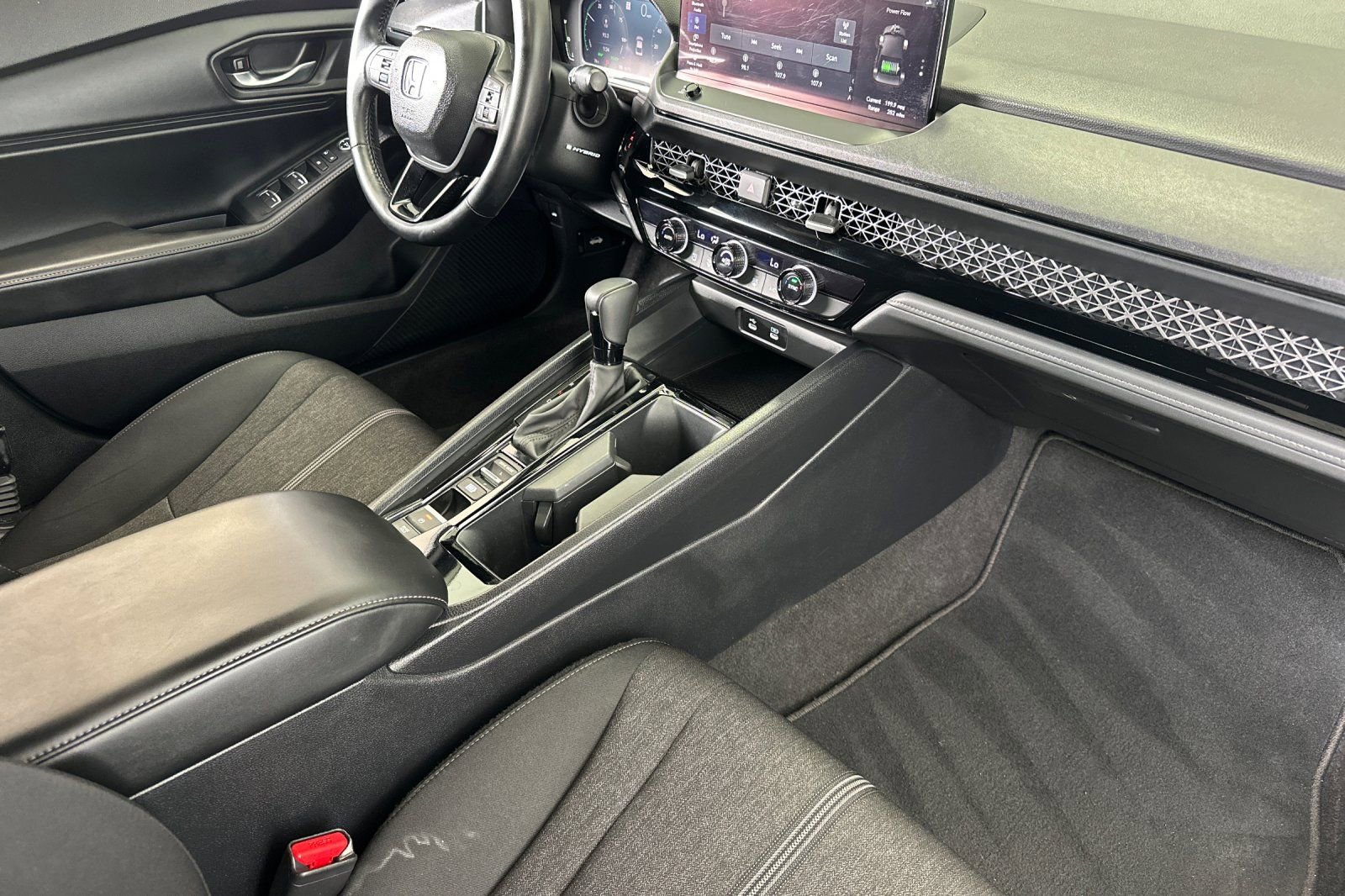 Used 2024 Honda Accord Sport image 15