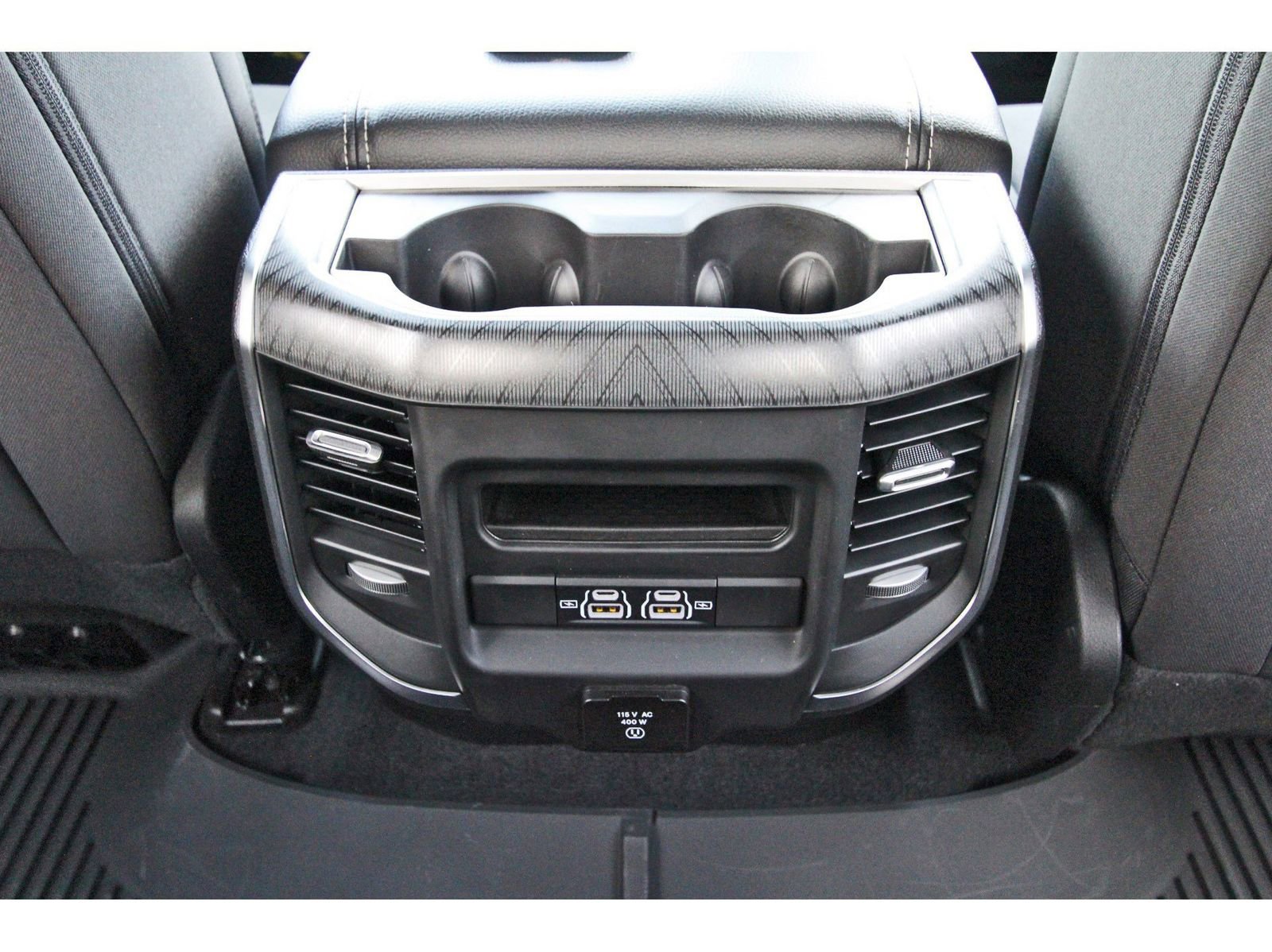 Used 2025 RAM 1500 Lone Star RWD image 15
