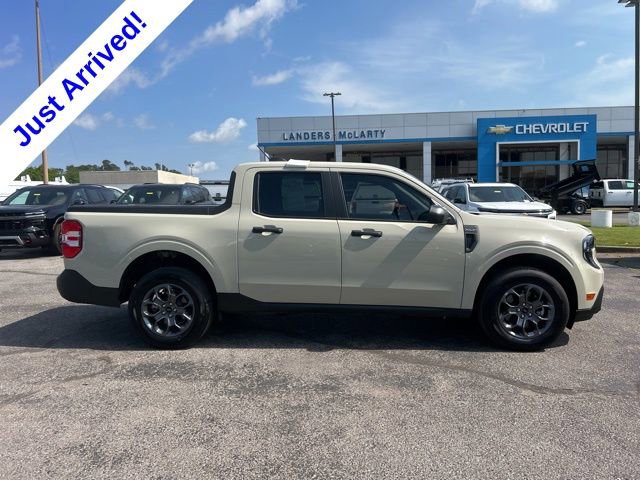Used 2025 Ford Maverick XLT w/ Equipment Group 302A AWD/4WD image 2