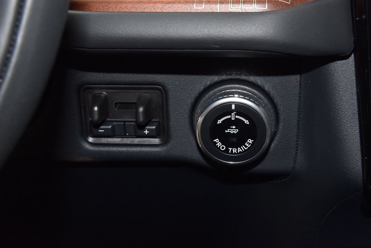 New 2026 Lincoln Navigator Black Label AWD/4WD image 36