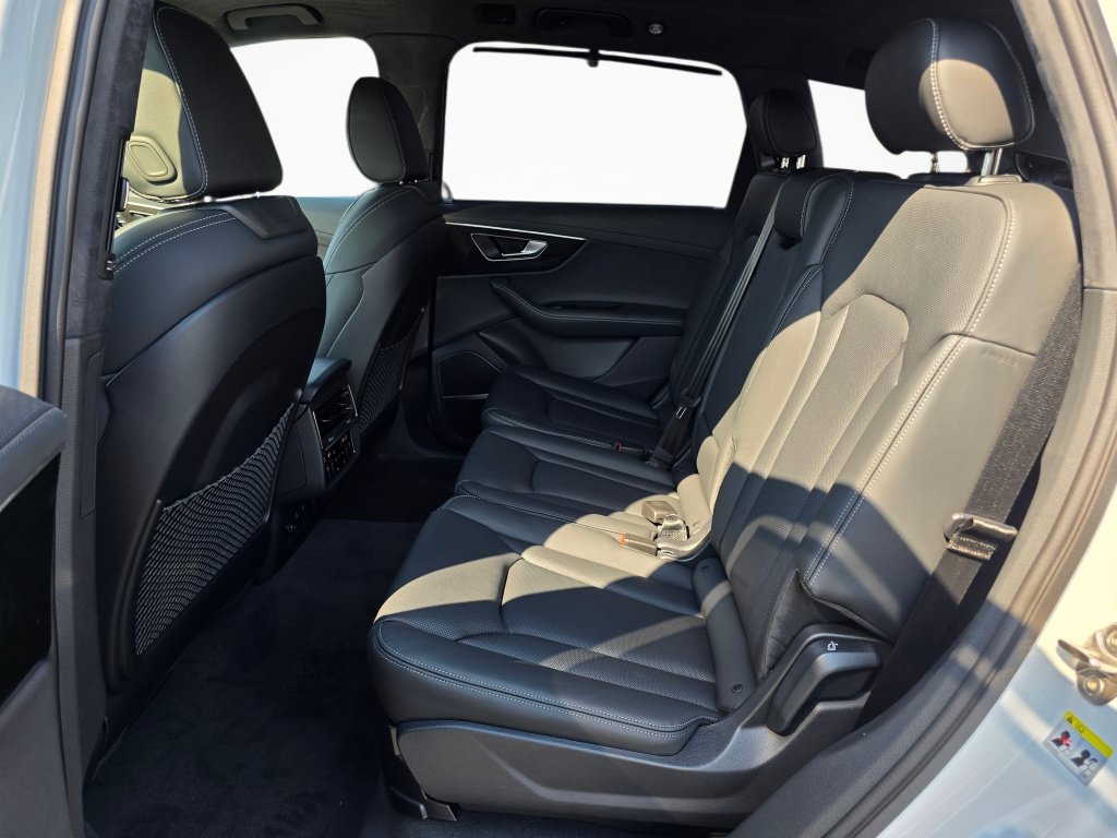 New 2026 Audi Q7 3.0T Prestige AWD/4WD image 18