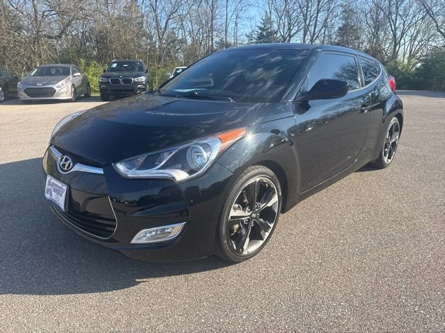 Used 2017 Hyundai Veloster Value Edition image 1