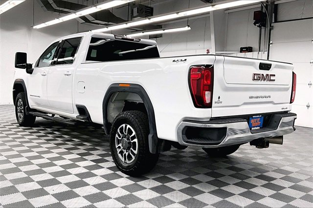 Used 2024 GMC Sierra 3500 SLE w/ SLE Value Package image 2