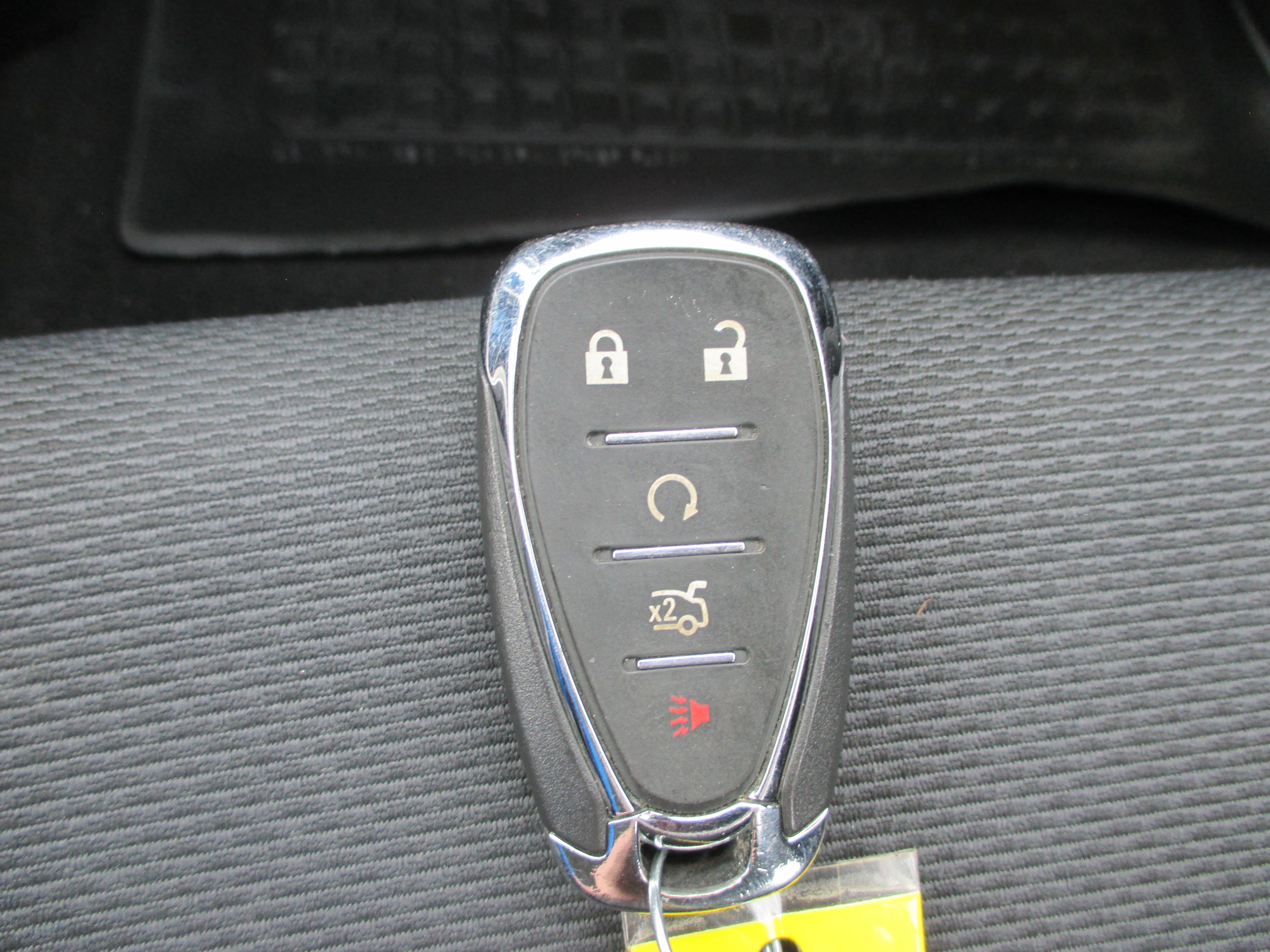 Used 2017 Chevrolet Cruze LT w/ Convenience Package FWD image 23