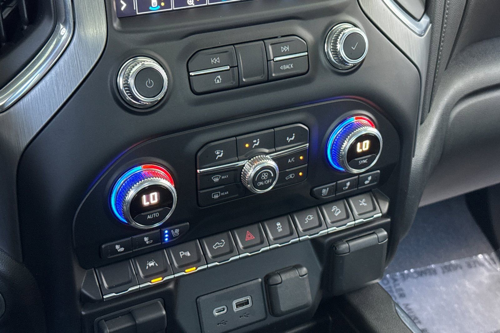 Used 2022 GMC Sierra 1500 Denali w/ Denali Reserve Package image 20