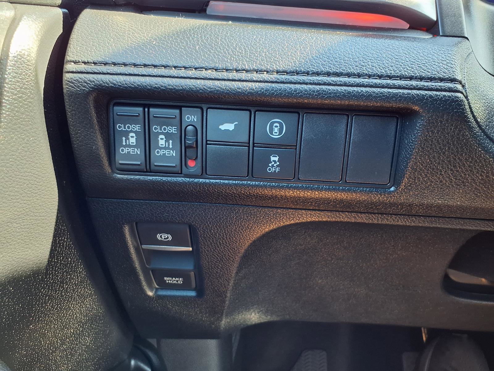 Certified 2024 Honda Odyssey Sport image 9