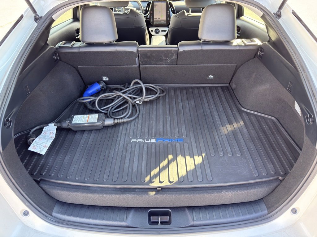 Used 2018 Toyota Prius Prime Premium image 49