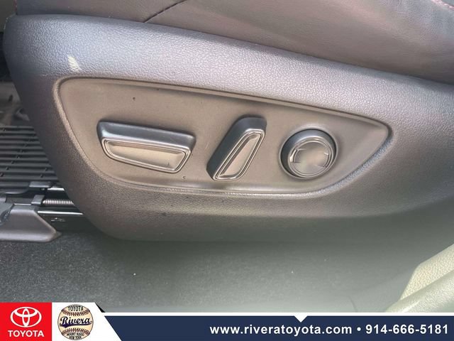 Used 2023 Toyota RAV4 XSE w/ Weather Package AWD/4WD image 18