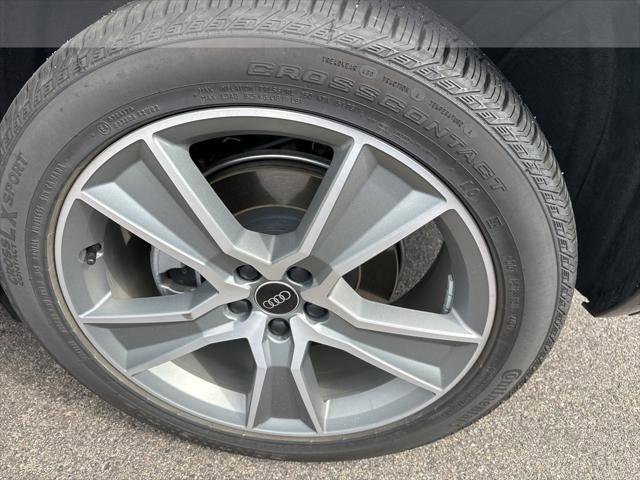 Certified 2025 Audi Q5 2.0T Premium w/ Convenience Plus Package image 14