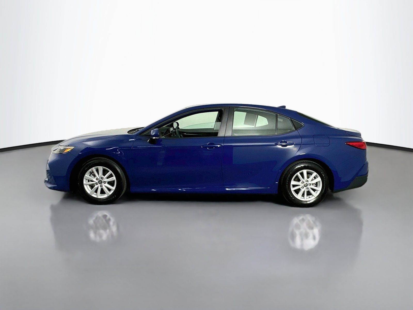 Certified 2026 Toyota Camry LE w/ Preferred Package 2 (TMS) FWD image 4