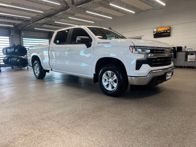 Certified 2024 Chevrolet Silverado 1500 LT w/ Protection Package AWD/4WD image 3