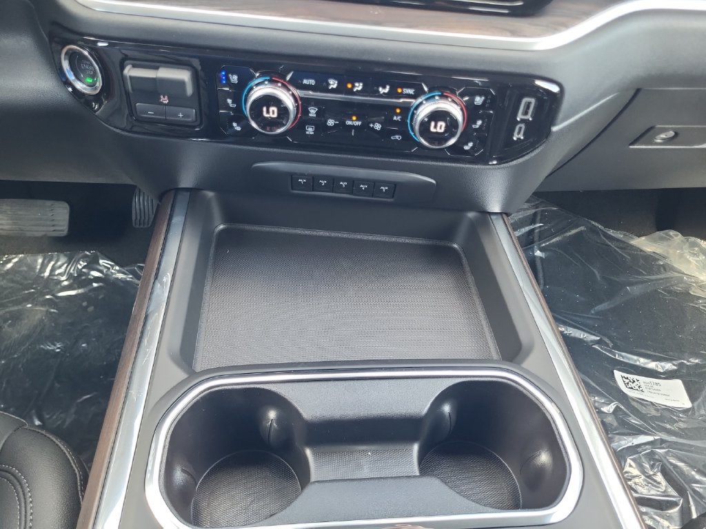 New 2026 GMC Sierra 3500 SLT w/ SLT Convenience Package AWD/4WD image 18