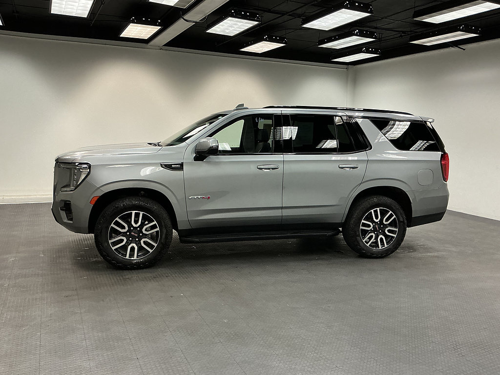 Used 2024 GMC Yukon AT4 AWD/4WD image 2