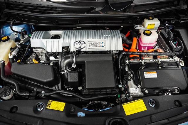 Used 2013 Toyota Prius Prime Plug-In Hybrid FWD image 21