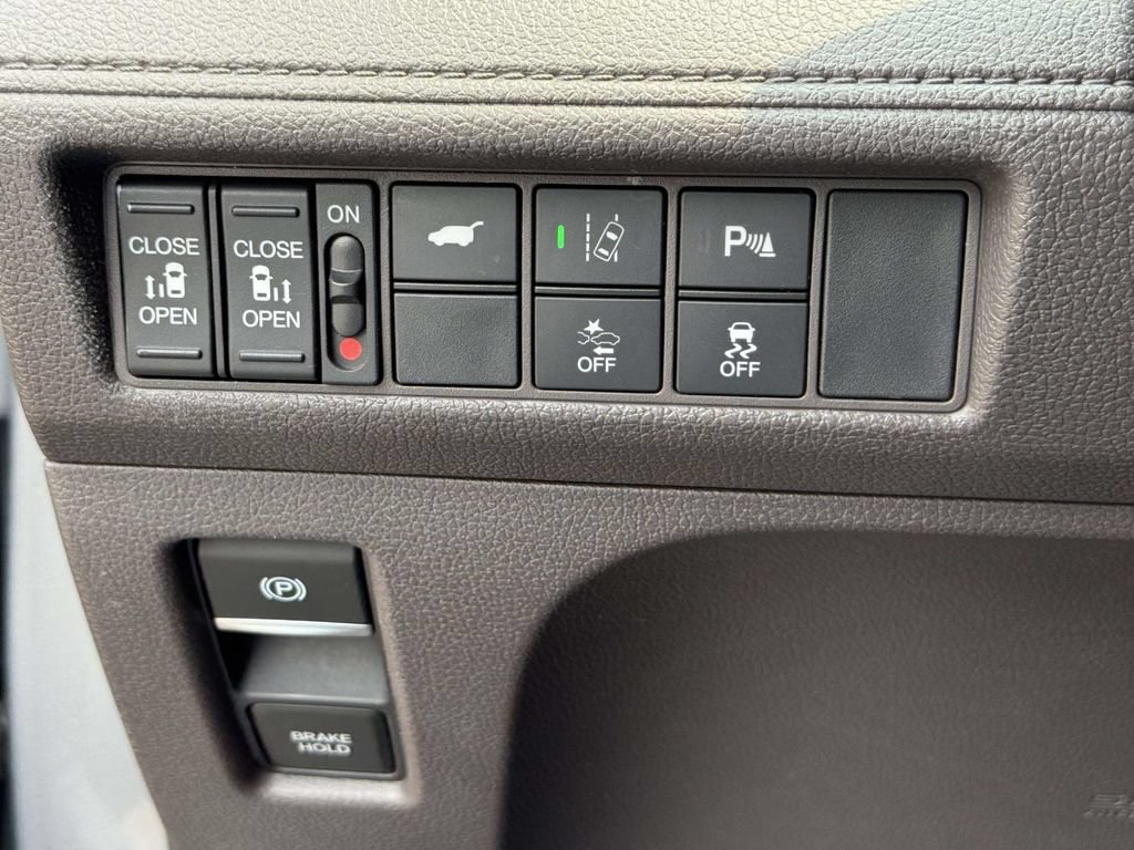 Used 2019 Honda Odyssey Touring image 25