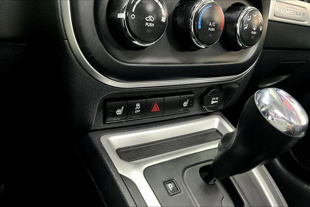 Used 2015 Jeep Compass High Altitude FWD image 14