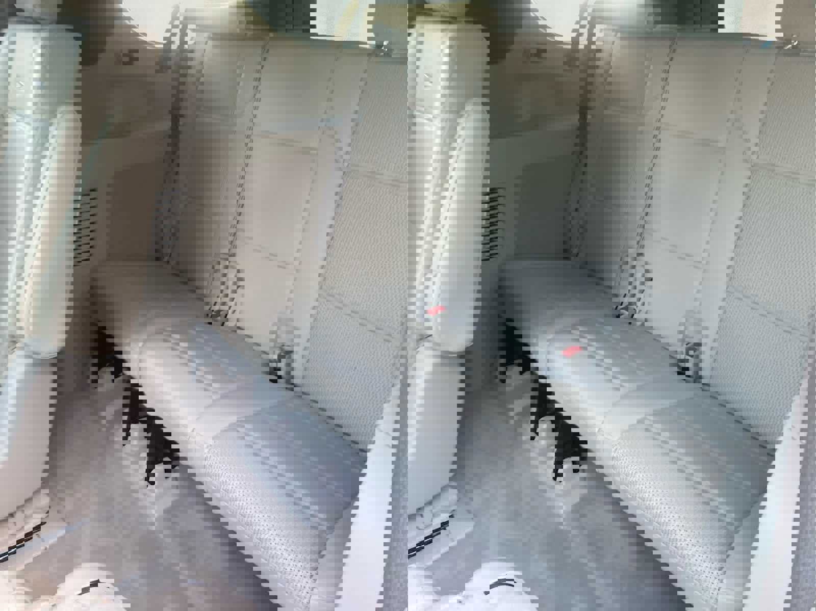 Used 2021 Cadillac Escalade ESV Premium Luxury Platinum image 17