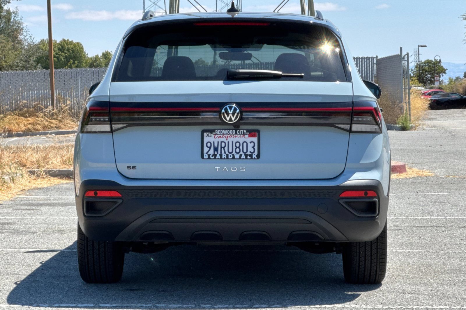 Certified 2026 Volkswagen Taos SE FWD image 5