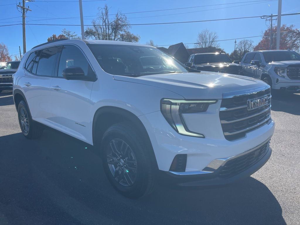 Used 2025 GMC Acadia Elevation FWD image 7