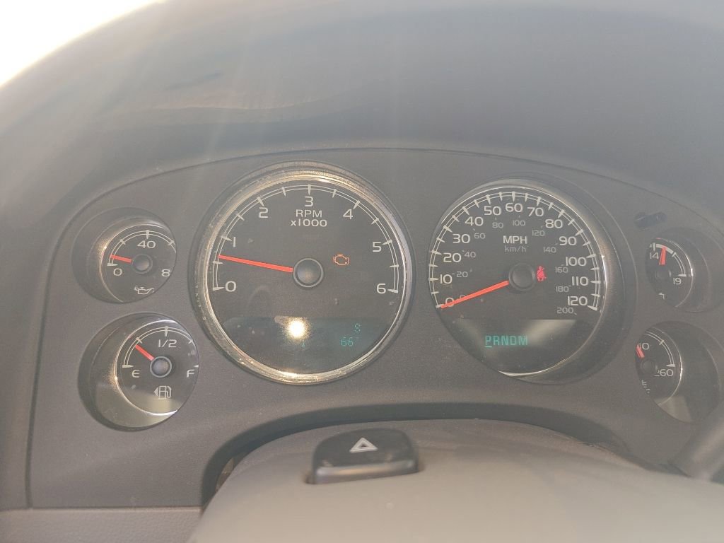 Used 2014 GMC Yukon XL SLT image 3