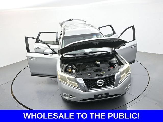 Used 2014 Nissan Pathfinder SV FWD image 45