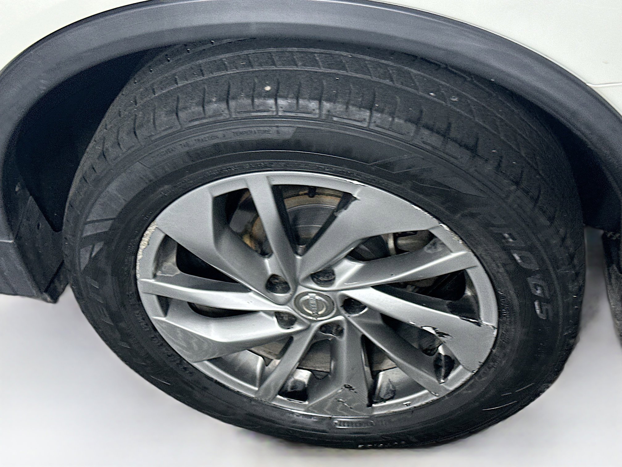 Used 2015 Nissan Rogue SL image 11