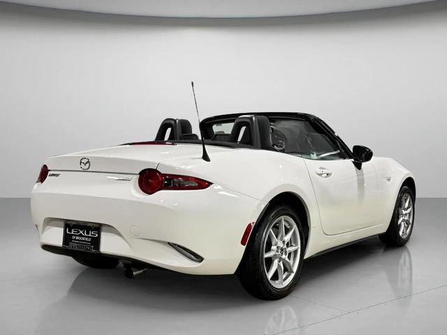Used 2017 MAZDA MX-5 Miata Sport RWD image 5