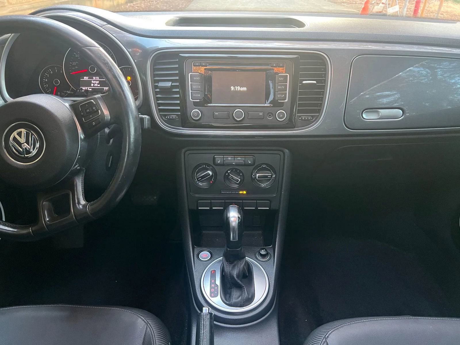 Used 2012 Volkswagen Beetle 2.5 image 13