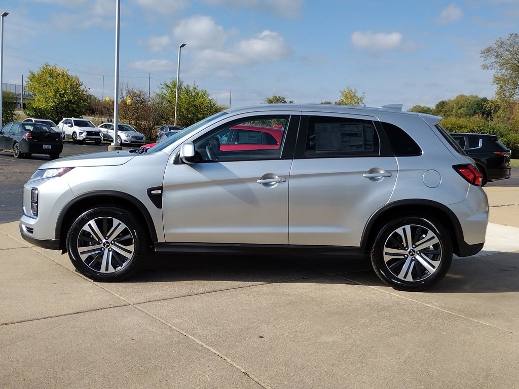 New 2025 Mitsubishi Outlander Sport ES image 18
