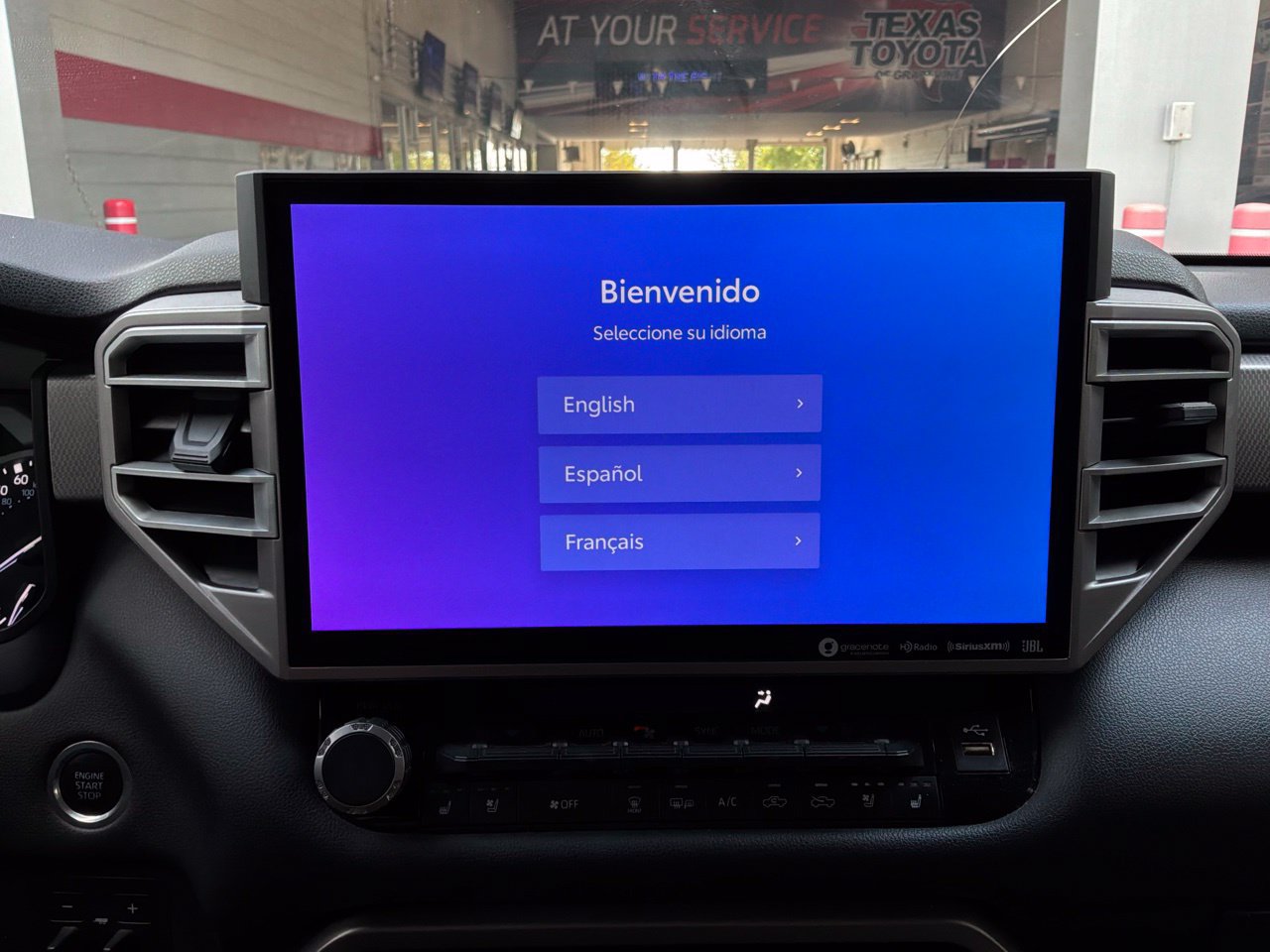 Used 2023 Toyota Tundra Limited AWD/4WD image 33