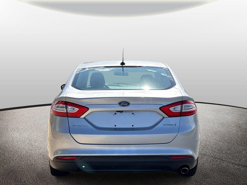Used 2015 Ford Fusion S FWD image 3