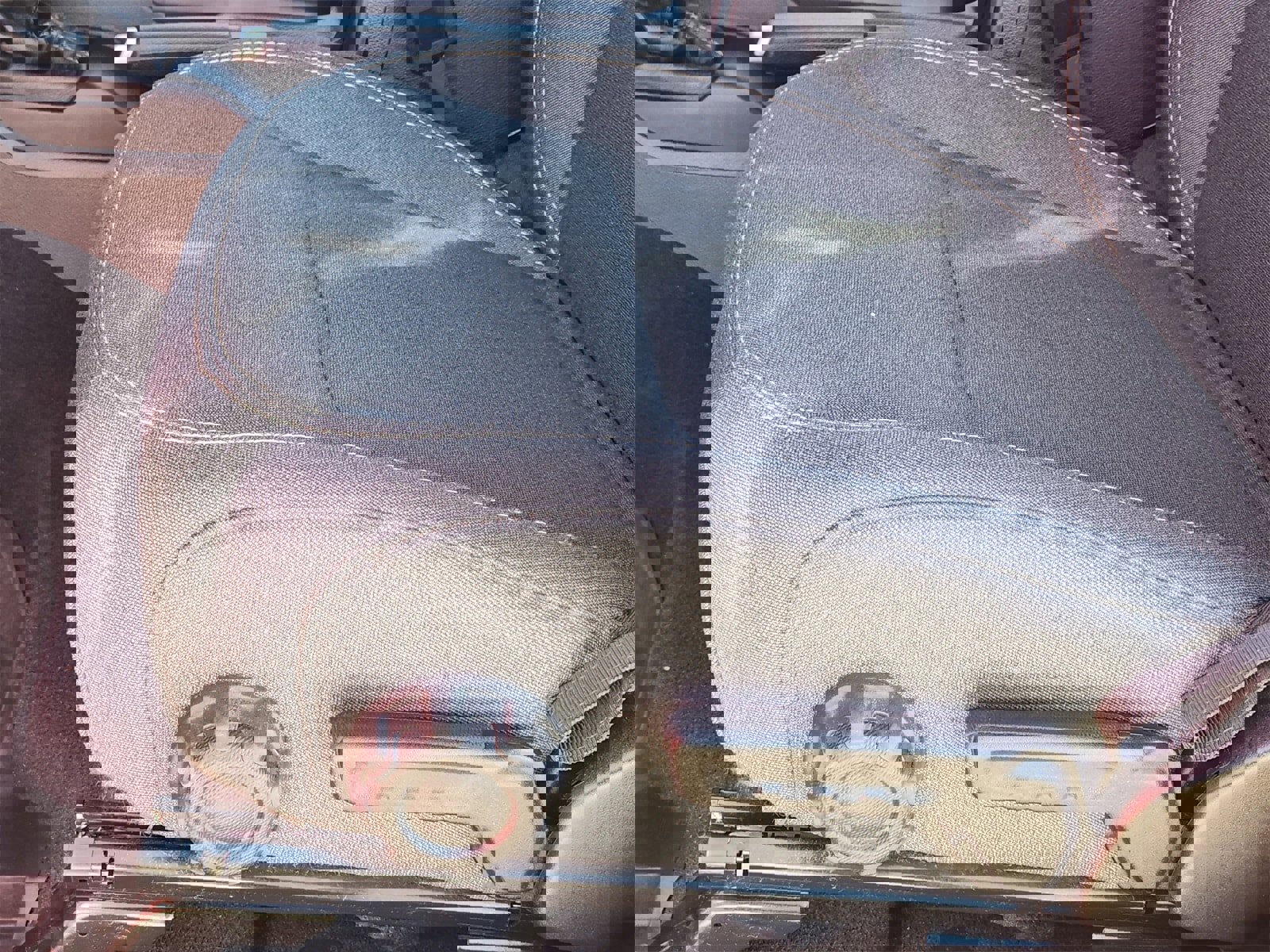 Used 2024 Jeep Wrangler Sport image 23