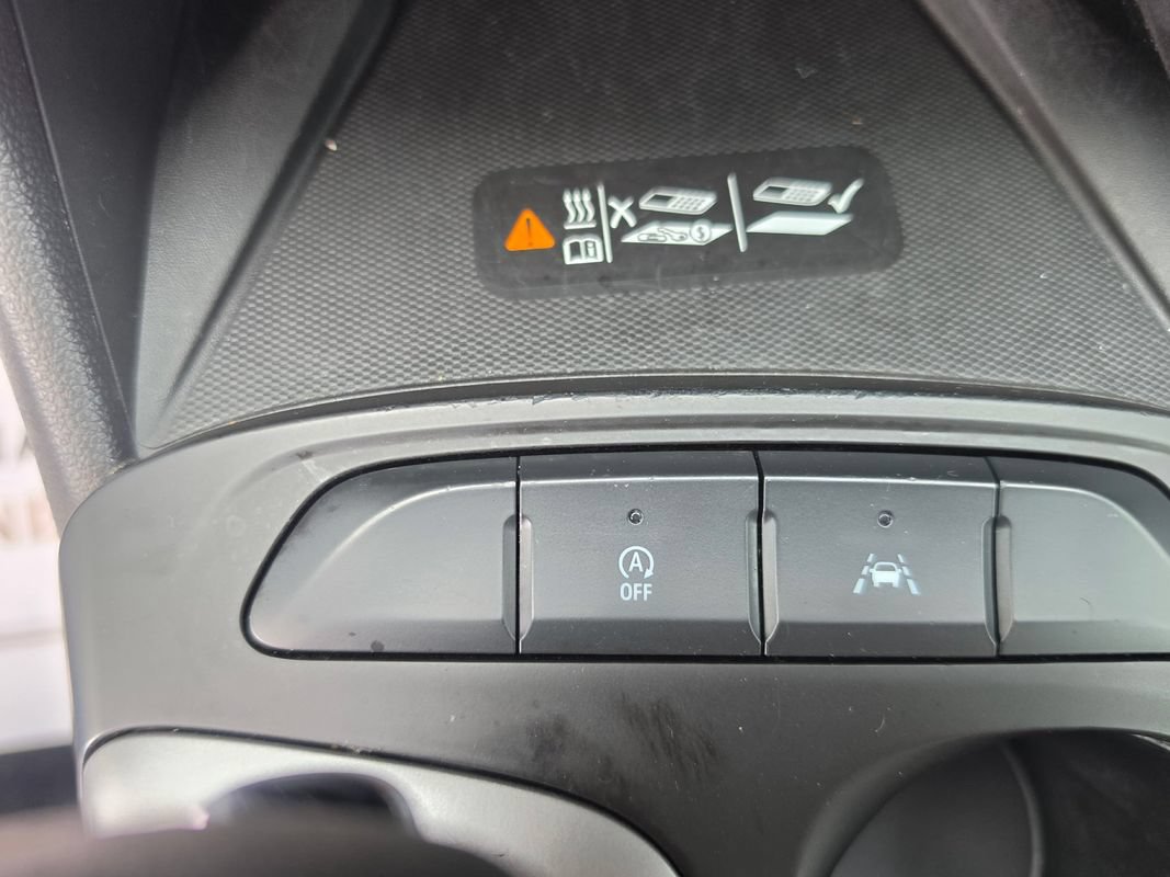 Used 2024 Buick Envista Preferred w/ Convenience II Package FWD image 18