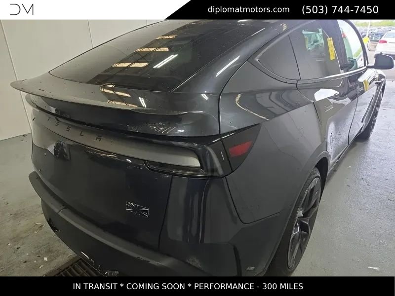 Used 2026 Tesla Model Y Performance AWD/4WD image 4