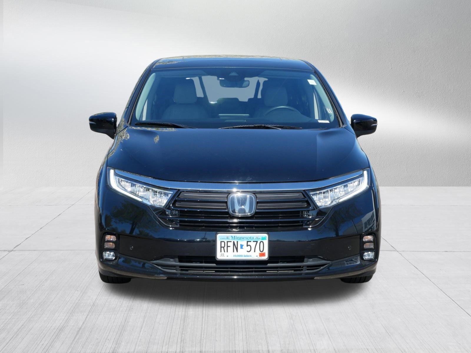 Used 2022 Honda Odyssey Touring image 2