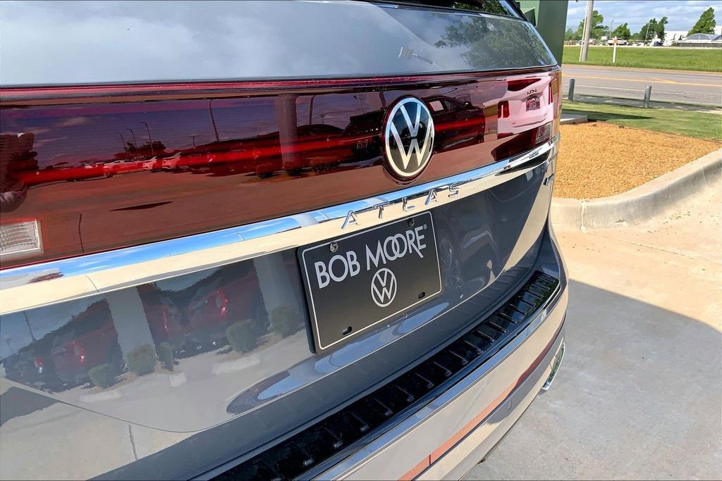 New 2026 Volkswagen Atlas SEL Premium R-Line AWD/4WD image 9