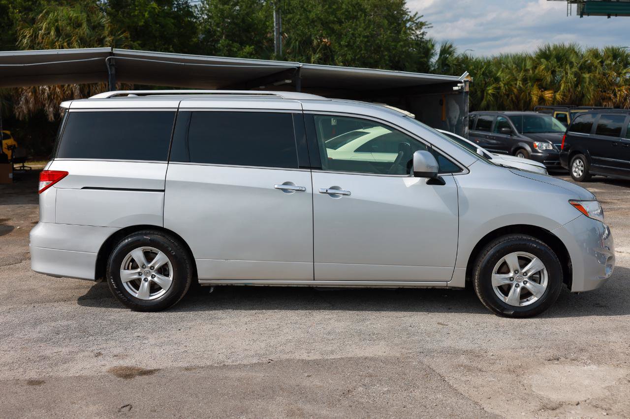 Used 2017 Nissan Quest SV FWD image 13