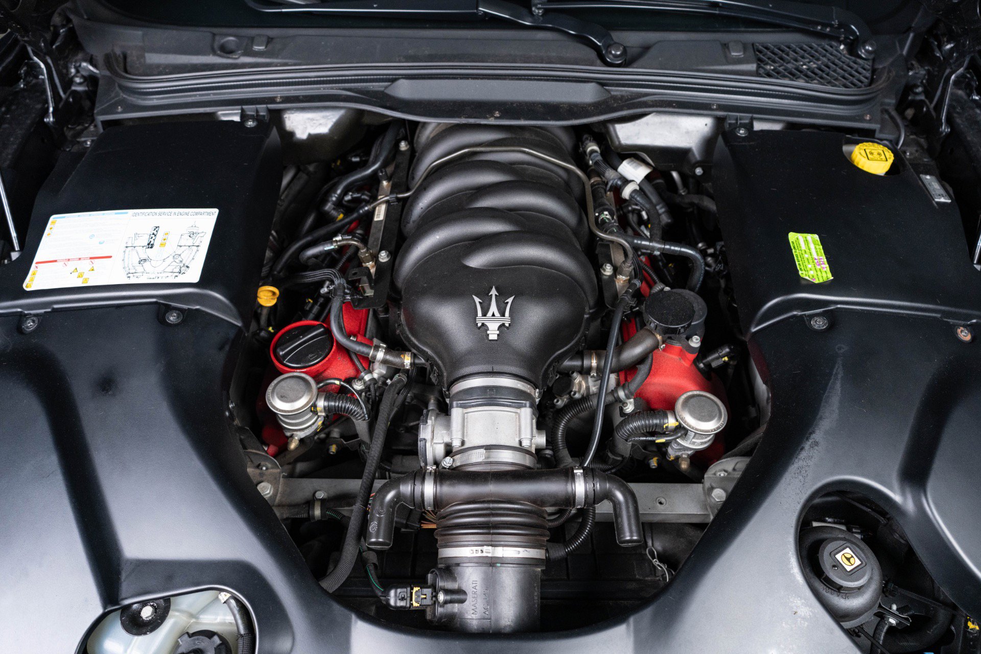 Used 2012 Maserati GranTurismo S image 29