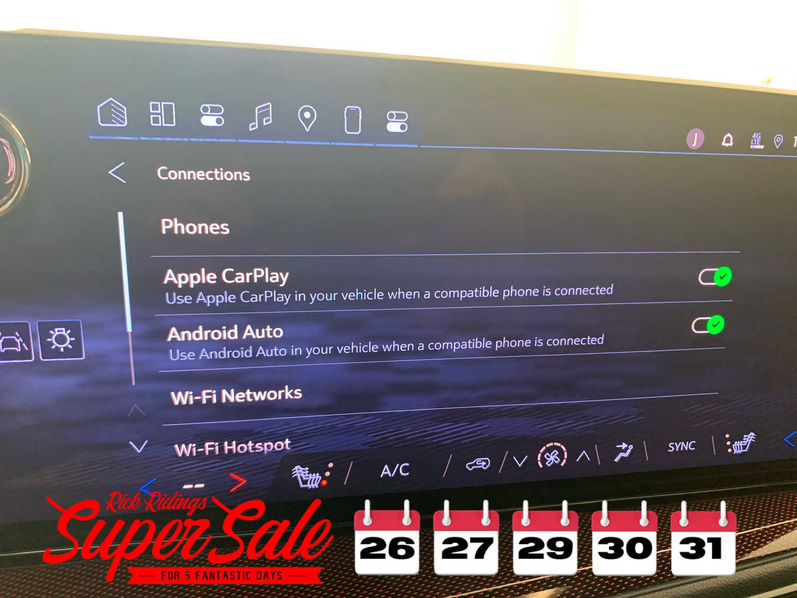 Used 2024 Chevrolet Traverse Z71 w/ Enhanced Driving Package image 34