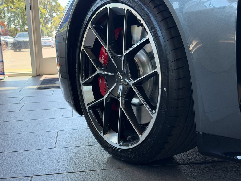 New 2026 Audi RS e-tron GT performance AWD/4WD image 10