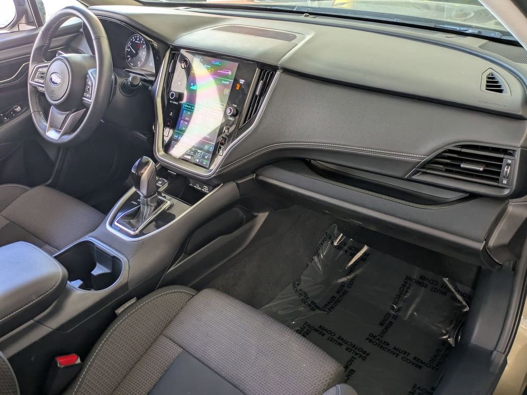 Used 2025 Subaru Outback Premium image 29
