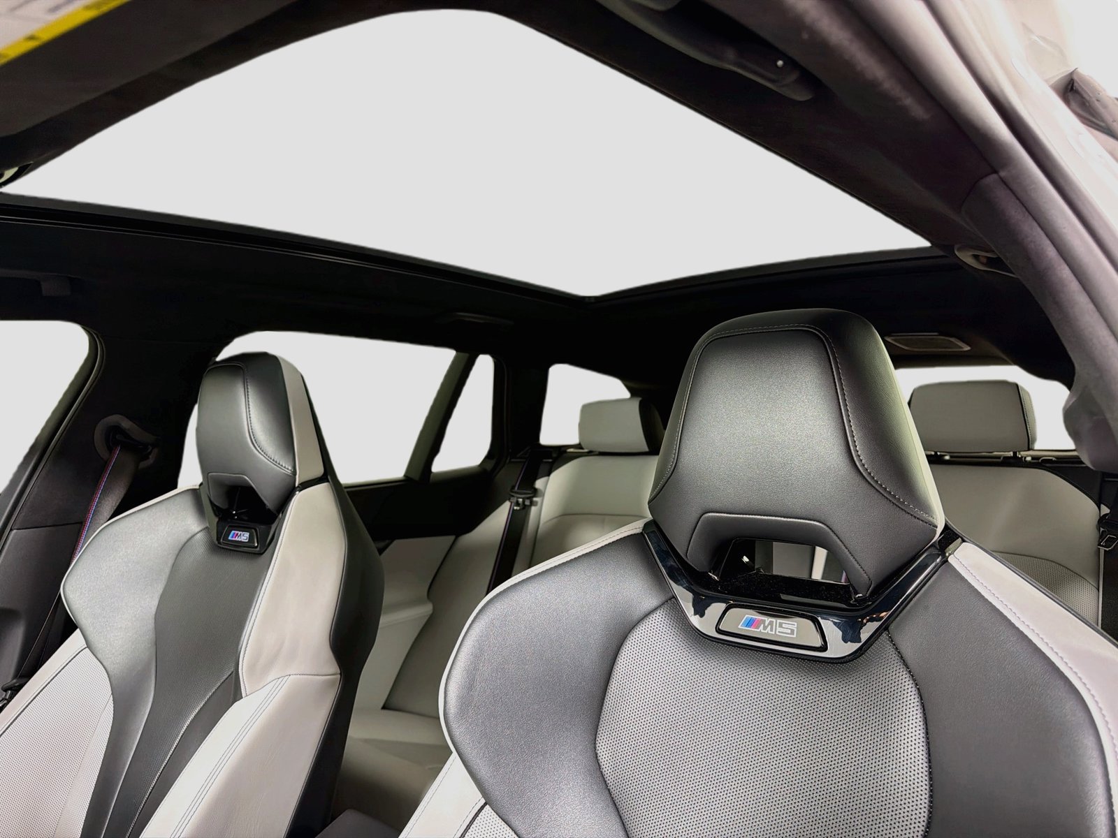 Used 2027 BMW M5 Touring AWD/4WD image 15