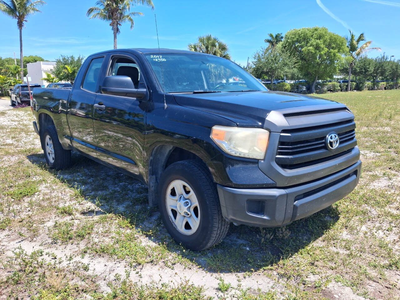 Used 2017 Toyota Tundra SR RWD image 4