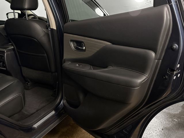 Used 2017 Nissan Murano Platinum w/ Platinum Technology Package image 38